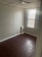 7152 Hegerman St in Philadelphia, PA - Building Photo - Building Photo