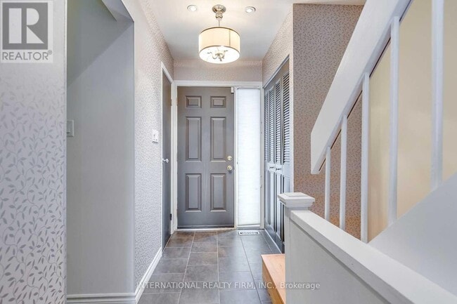 property at 6855 Glen Erin Dr