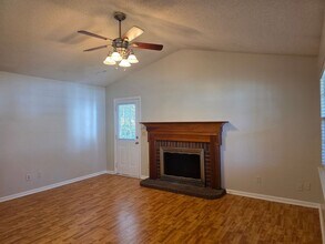8520 Roanoke Dr in North Charleston, SC - Building Photo - Building Photo