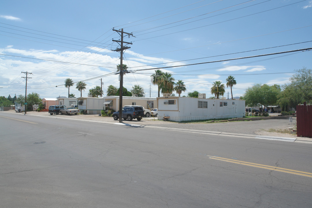 Mhp - 22 Spaces/ 14 Park Owned in Tucson, AZ - Building Photo