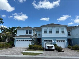 4004 Via Sienna Cir in Sarasota, FL - Building Photo