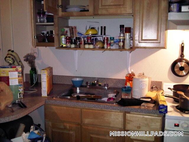 883 Huntington Ave