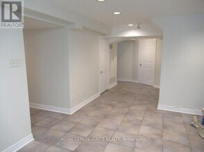 6 Royal Pine Ave in Vaughan, ON - Building Photo - Building Photo