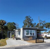 2291 E Bay Dr in Largo, FL - Building Photo - Building Photo