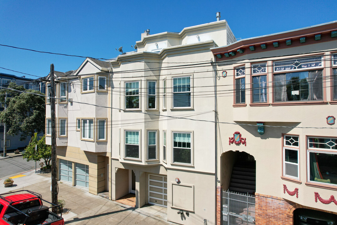 108 San Jose Ave in San Francisco, CA - Building Photo