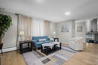 390 Scranton St in Aurora, CO - Building Photo - Building Photo