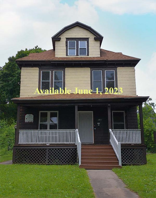 property at 720 Livingston Ave