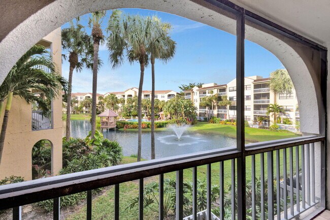 600 Uno Lago Dr in Juno Beach, FL - Building Photo - Building Photo