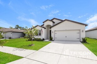 6092 Dolostone Dr in Lakeland, FL - Building Photo