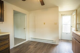 1227 Green Bay St in La crosse, WI - Building Photo - Building Photo