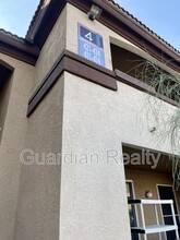 231 W Horizon Ridge Pkwy in Henderson, NV - Building Photo - Building Photo