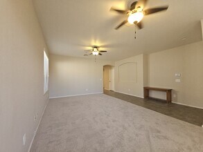 30079 N Little Leaf Dr in San Tan Valley, AZ - Building Photo - Building Photo