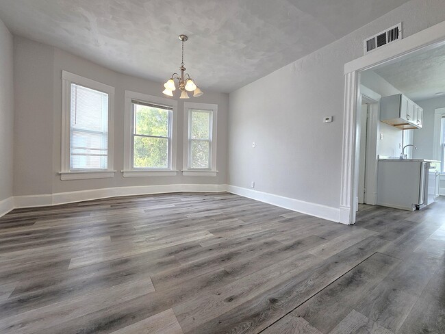 1811 Grand Ave in Racine, WI - Building Photo - Building Photo