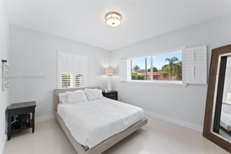 6371 SW 23rd St in Miami, FL - Building Photo - Building Photo