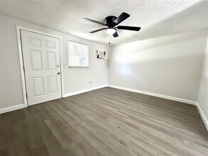 8216 Krag Dr in Hudson, FL - Building Photo - Building Photo