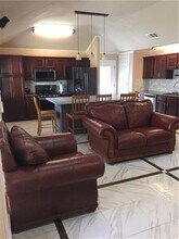 2527 Cunningham St in Irving, TX - Foto de edificio - Building Photo