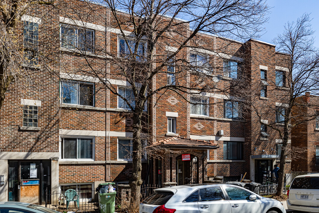 8045 Bloomfield in Montréal, QC - Building Photo