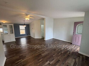 9011 E 12th Ave in Aurora, CO - Building Photo - Building Photo
