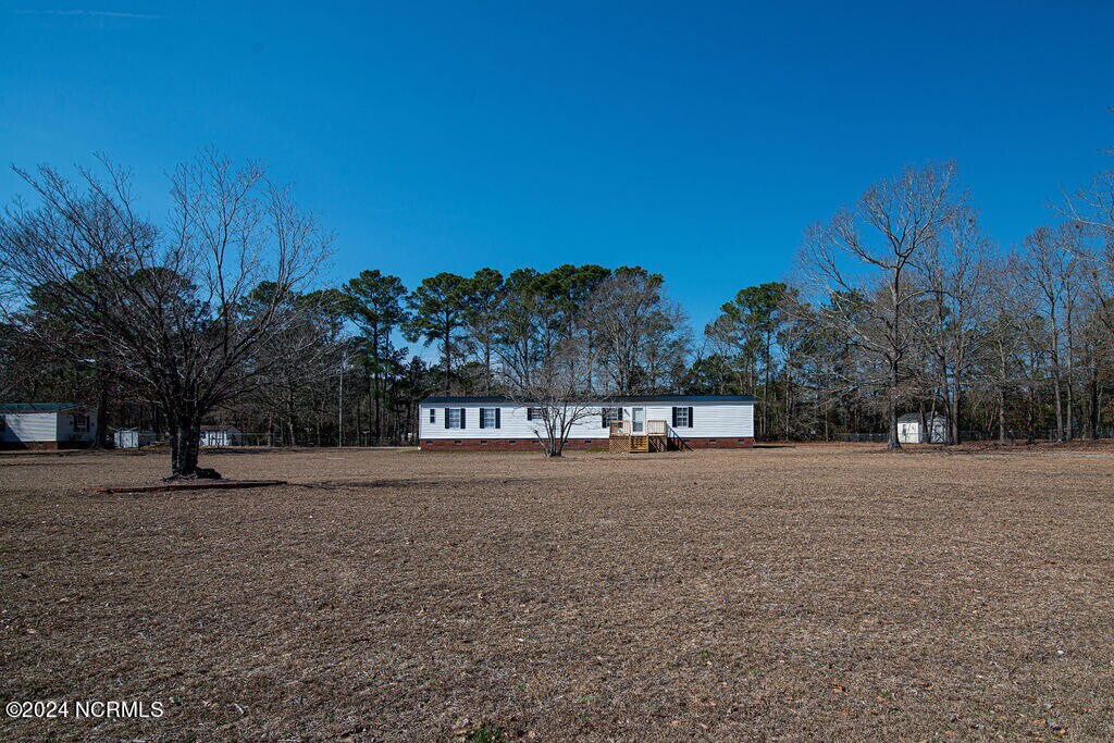 117 Edgewater Ln Rentals in Richlands, NC