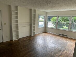 196 N Hagadorn Rd in East Lansing, MI - Building Photo - Building Photo
