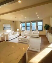 486 Commonwealth Ave, Unit 703 in Boston, MA - Building Photo