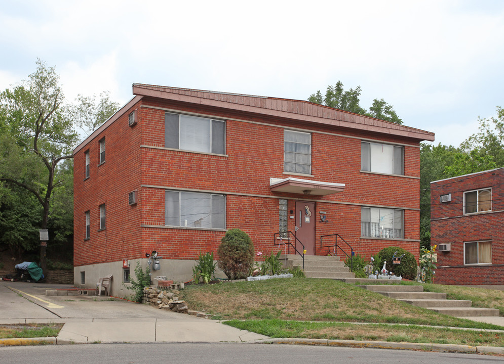 6602 Hasler Ln in Cincinnati, OH - Foto de edificio