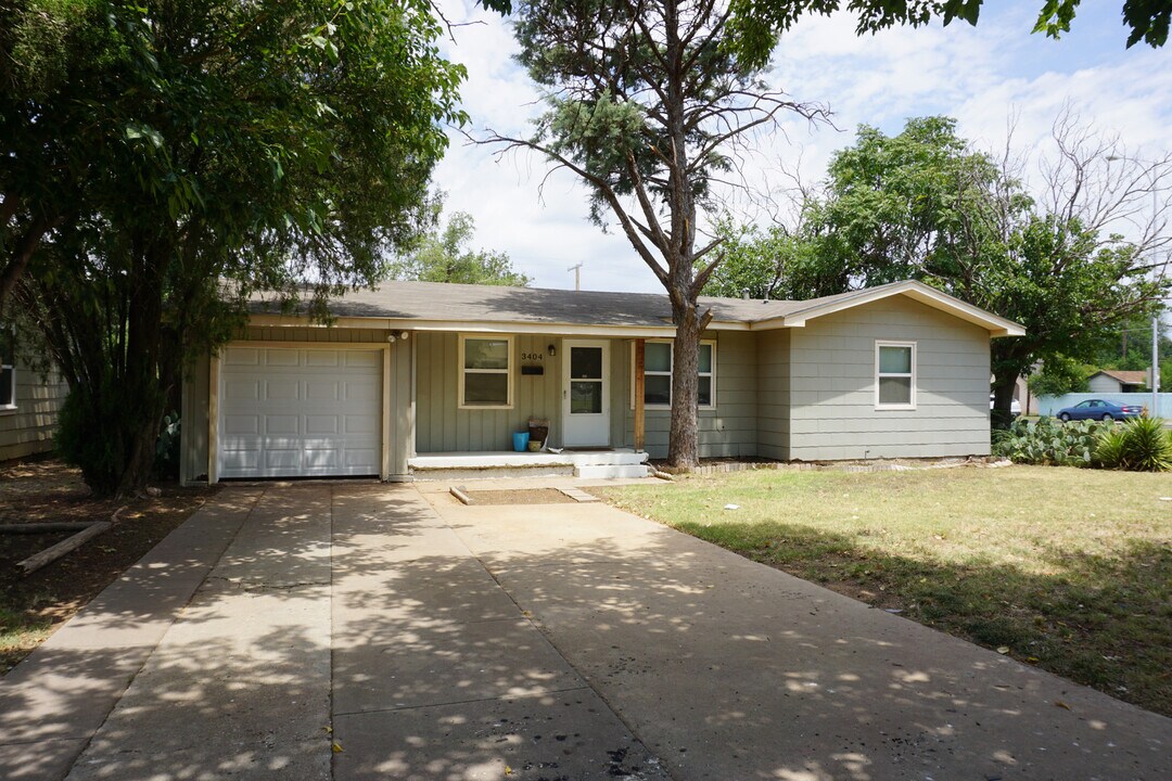 3404 31st St in Lubbock, TX - Building Photo