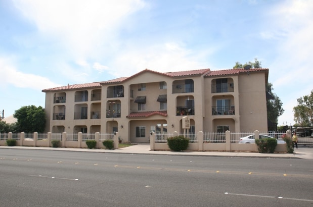 Regency Park in El Centro, CA - Building Photo - Building Photo