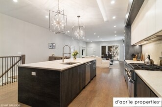 2110 W Belmont Ave-Unit -1 in Chicago, IL - Building Photo - Building Photo