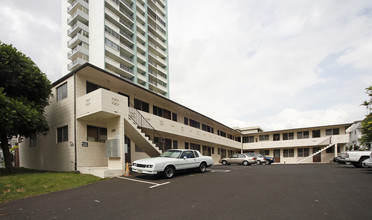 Wilder Terrace in Honolulu, HI - Building Photo - Building Photo