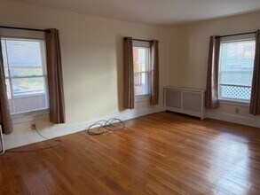 33 Ash St in Gardner, MA - Building Photo - Building Photo