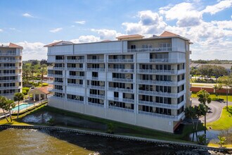 Venetian Bay in Palm Bay, FL - Building Photo - Building Photo