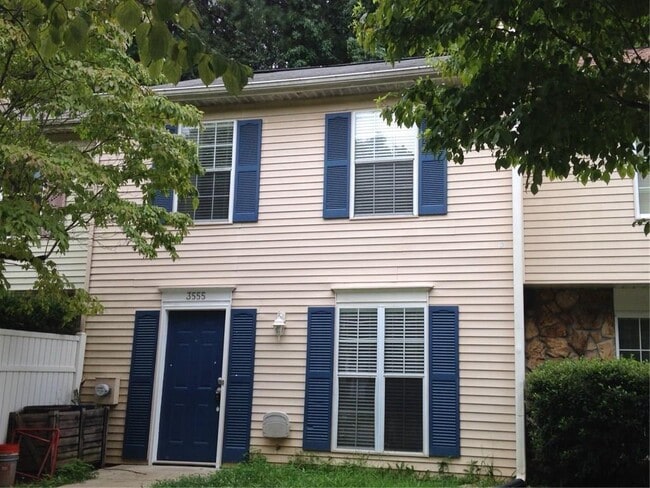 property at 3555 Kennesaw Station Dr
