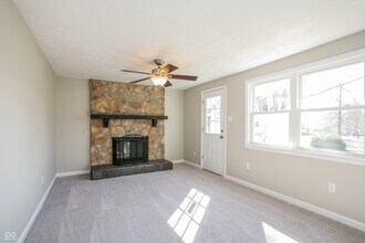 8715 Timberwood Dr in Indianapolis, IN - Building Photo - Building Photo