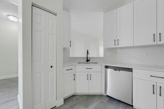 108 Lighthouse Cir in Tequesta, FL - Building Photo - Building Photo