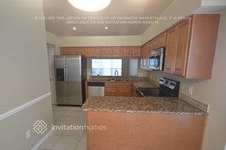829 W Charing Cross Cir in Lake Mary, FL - Foto de edificio - Building Photo