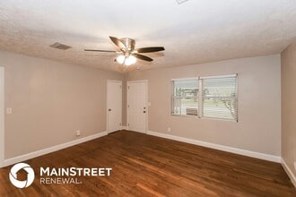 6653 Almond Ave in Jacksonville, FL - Building Photo - Building Photo