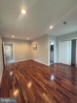 1145 S 10th St in Philadelphia, PA - Building Photo