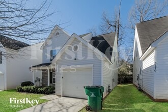 3124 Reid Brook Ln in Charlotte, NC - Foto de edificio - Building Photo