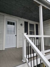 2 twin brook rd, Unit Apt 3 in Lititz, PA - Foto de edificio - Building Photo