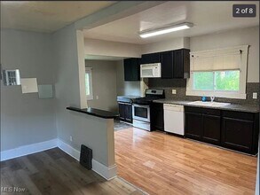 844 Sumner St in Akron, OH - Building Photo - Building Photo