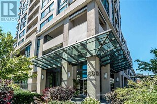 88 Broadway Ave in Toronto, ON - Building Photo