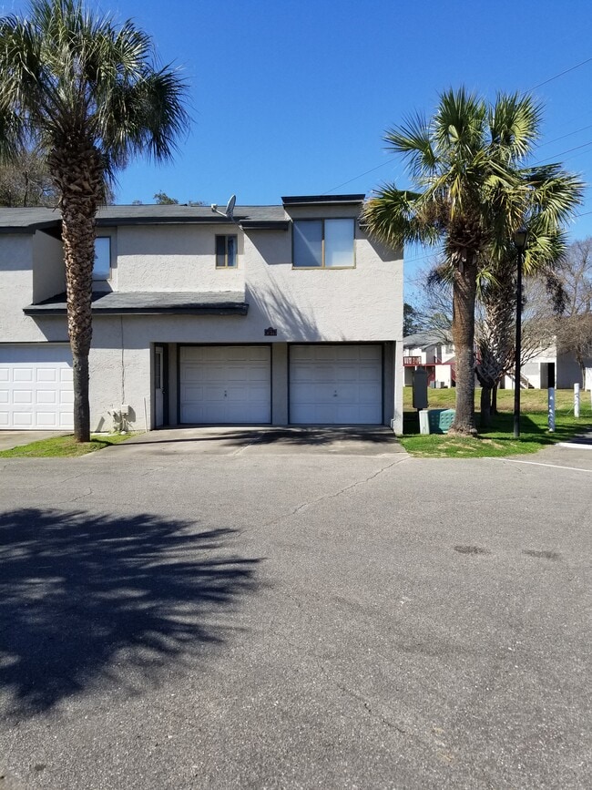 property at 1317 Airport Dr