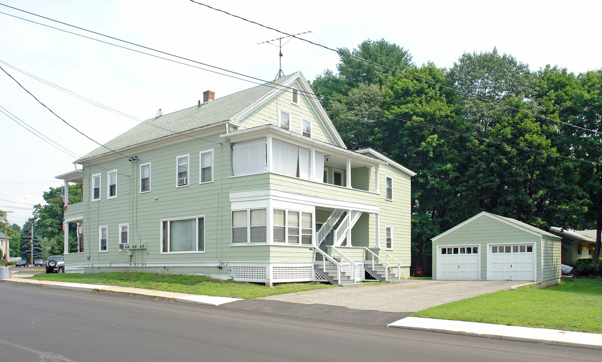 10 North St in Sanford, ME - Building Photo