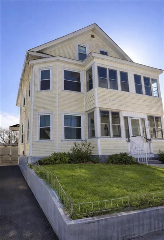 property at 60 Hendricks St