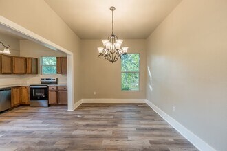 1013 N 16th St in Waco, TX - Building Photo - Building Photo