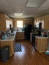 160 W Main St, Unit 160 Upstairs in Dickeyville, WI - Building Photo - Building Photo