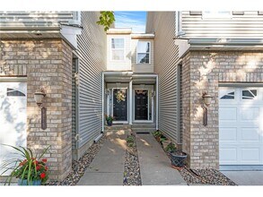 9373 Rath Pl in Eden Prairie, MN - Building Photo - Building Photo