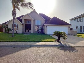 17 Hitching Post Dr in Brownsville, TX - Building Photo