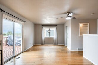 3810 S Atchison Way in Aurora, CO - Building Photo - Building Photo